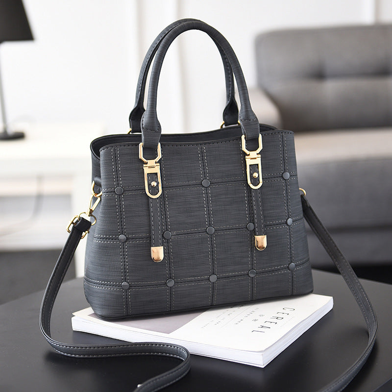 Fashion trend large capacity handbag