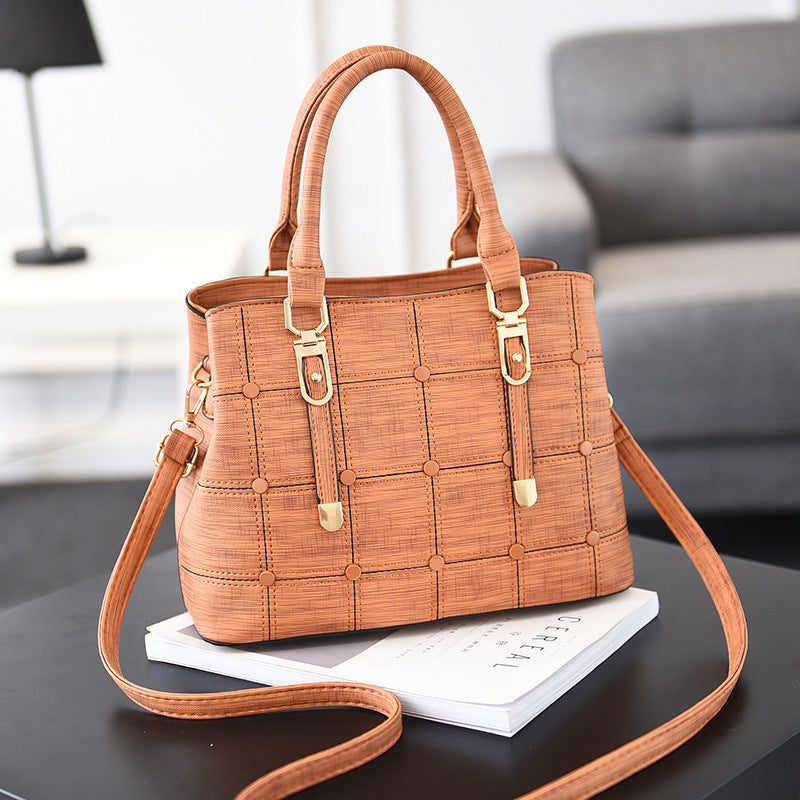 Fashion trend large capacity handbag