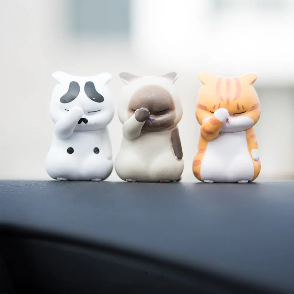 Cute Cat Figurines Miniature Cartoon Ornament Animal Car Decor Figure Craft Micro Landscape Kawaii Desk Car Interior Accessories